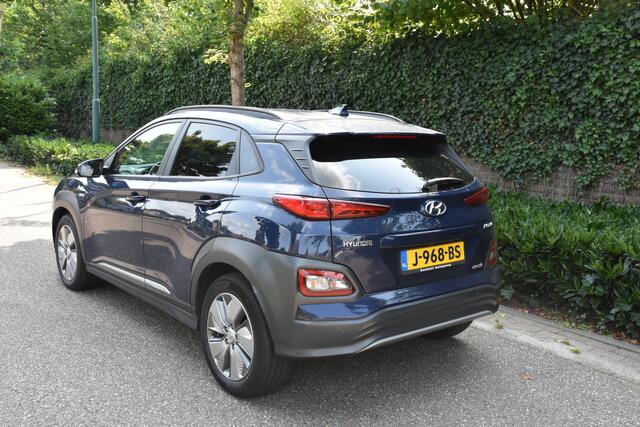 Hyundai Kona EV Fashion 64 kWh | 3 FASE | CARPLAY | CAMERA | NAVI