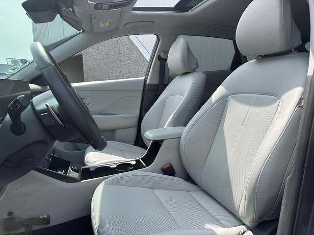 Hyundai Kona 1.6 GDI HEV Premium Sky