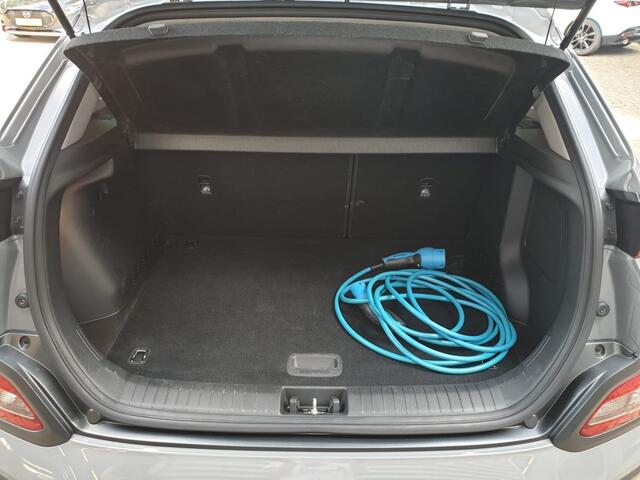 Hyundai Kona EV Premium 64 kWh / Leder / Navi / Carplay-Android Auto