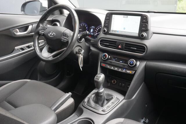 Hyundai Kona 1.0T Essence | Origineel NL | Camera | Krell Sound | Trekhaak | Cruise Control | Navigatie |