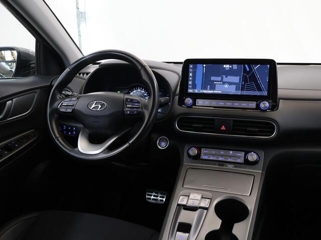 Hyundai Kona EV Fashion 64 kWh | SOH 95,4% | Navigatie | Parkeercamera | Stoelverwarming | Keyless Go |