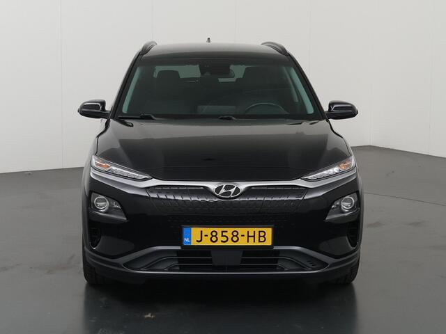Hyundai Kona EV Premium 64 kWh | Navigatie | Krell Audio | Head-Up | Parkeercamera | Climate Control | Stoelkoeling&Verwarming | Cruise Control Adaptief |