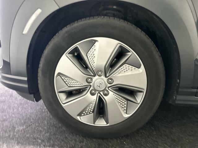Hyundai Kona EV Fashion 64 kWh | Trekhaak | 1ste eigenaar | dealeronderhouden | Warmtepomp