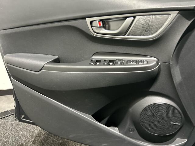 Hyundai Kona EV Fashion 64 kWh | Trekhaak | 1ste eigenaar | dealeronderhouden | Warmtepomp