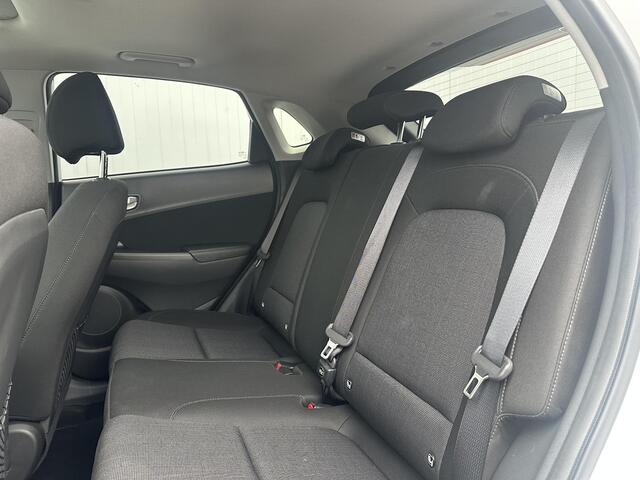 Hyundai Kona 1.6 GDI HEV Fashion Sky / Schuifdak / Adaptieve cruise control / Climate control / Blinde hoek detectie /