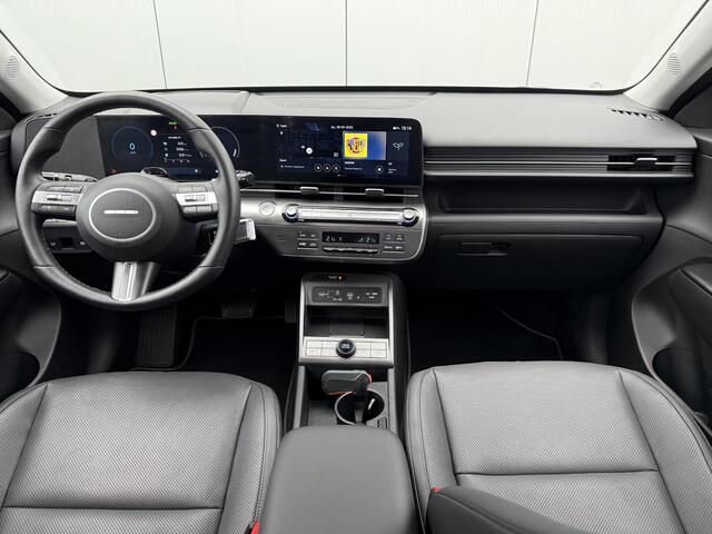 Hyundai Kona Electric Premium 65.4 kWh / Two-Tone / Leder / Stoelverkoeling / Stoel- & Stuurverwarming / 360 Camera / HUD / PDC Voor + Achter /