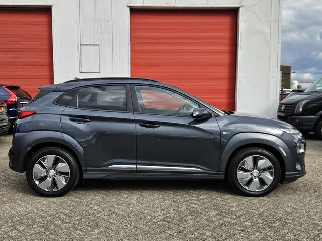 Hyundai Kona EV Premium 64 kWh | ACC | Camera | Stoelverw.
