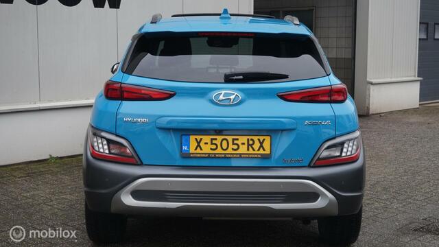 Hyundai Kona 1.6 HYBRID Schuif-Kanteldak | Elektr. Stoelverstelling | Leder | HUD | Navigatie 10.25 inch