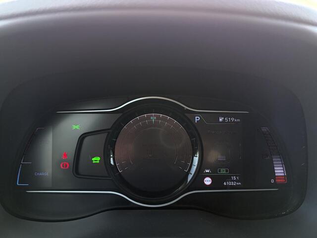 Hyundai Kona EV Premium 64 kWh / 3 fase / 1e eig / Dealer onderhouden / Lederen bekleding / Fietsdrager montagebeugel /