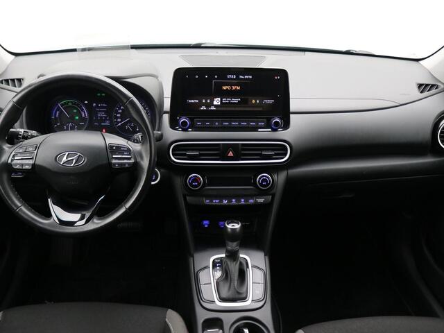 Hyundai Kona 1.6 GDI HEV Fashion / 1ste Eigenaar / HUD / Apple Carplay / Achteruitrijcamera / Dode Hoek Detectie / Climate Control / Navigatie / Adaptieve Cruise control /