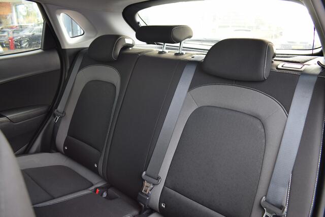 Hyundai Kona 1.6 GDI HEV Comfort | Trekhaak | Apple CarPlay | Camera | ACC