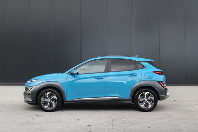 Hyundai Kona 1.6 GDI HEV Fashion Sky 105pk - Schuifdak - Navi - Camera - Blind spot - Climate - Trekhaak - HUD - Rijklaar