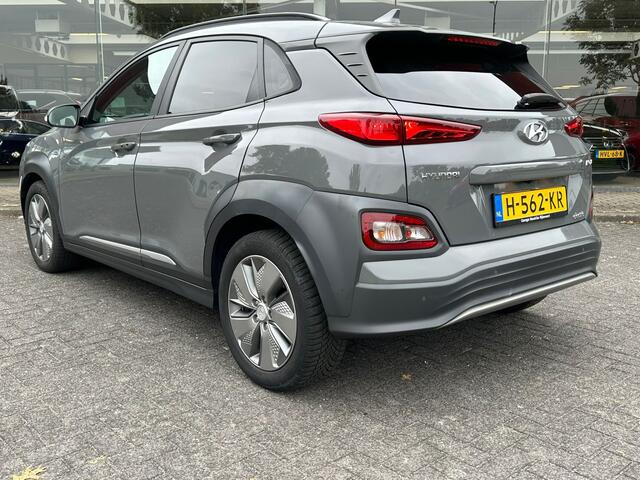Hyundai Kona EV Fashion 64 kWh | 3e Fase | SOH 98% | Warmte pomp | Climate Control | Navi || occasion