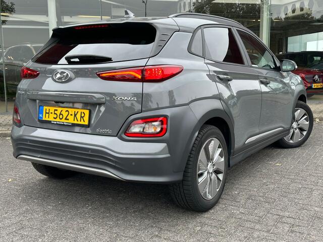 Hyundai Kona EV Fashion 64 kWh | 3e Fase | SOH 98% | Warmte pomp | Climate Control | Navi || occasion
