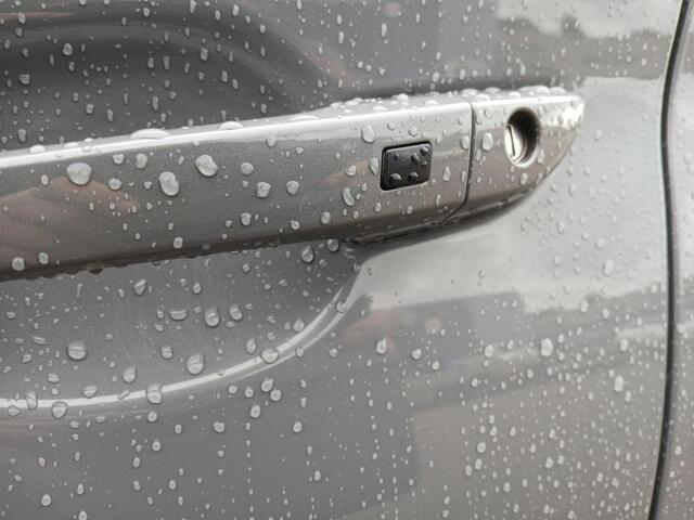 Hyundai Kona EV Premium 64 kWh | Leder | Camera | TREKHAAK | Head-Up | Elec Stoel | Stoelverw en ventilatie |