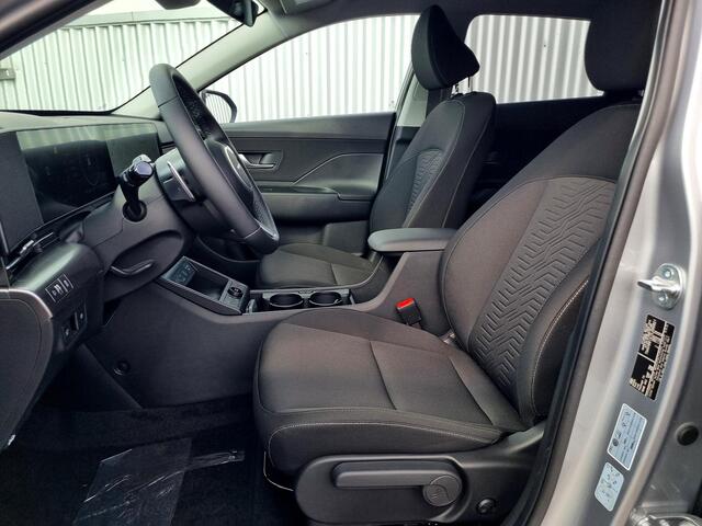 Hyundai Kona Electric Comfort Smart 64.8 kWh / ¤4000 Voordeel / Stoel- & Stuurverwarming / Elek. Achterklep / Snel Leverbaar! /