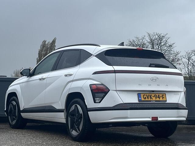 Hyundai Kona Electric Comfort Smart 65.4 kWh | Long range battery | Geïntegreerde navigatiesysteem | WinterPack | Camera | Fabrieksgarantie 12-2029 |