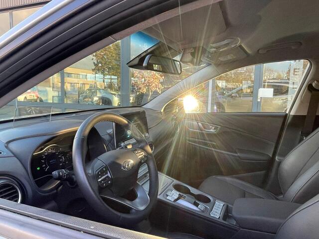 Hyundai Kona EV Premium 64 kWh