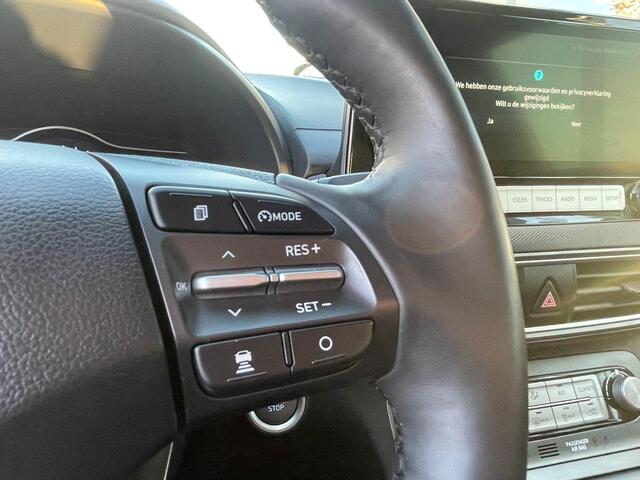 Hyundai Kona EV Premium 64 kWh