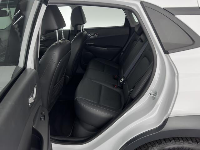 Hyundai Kona EV Premium 64 kWh {SOH-100%} [ 3-Fase ] (INCL.BTW) *LEATHER | KRELL-AUDIO | HEAD-UP | FULL-LED | NAVI-FULLMAP | DAB | ADAPT.CRUISE | KEYLESS | CAMERA | BLIND-SPOT | LANE-ASSIST | DIGI-COCKPIT | COMFORT-SEATS | TOWBAR | 17''ALU*