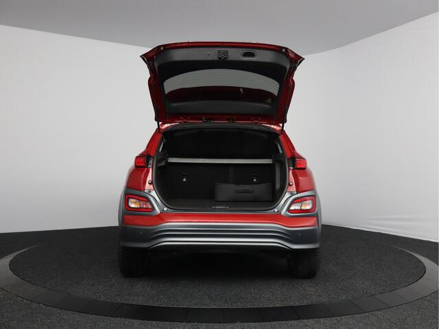 Hyundai Kona EV Comfort 64 kWh 1/2 Leder | Head-up Display
