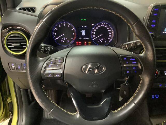 Hyundai Kona 1.0T Fashion met trekhaak en dealer onderhouden