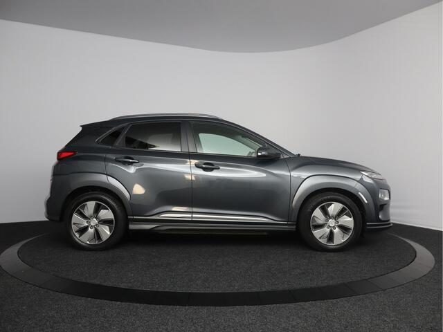 Hyundai Kona EV Premium 64 kWh | Panorama dak |