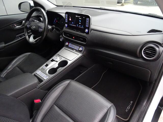 Hyundai Kona EV Premium 64 kWh * CARPLAY * WARMTEPOMP !!
