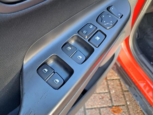 Hyundai Kona 1.0 T-GDI Comfort | CLima | Cruise control | LM Velgen | Camera | 1e Eigenaar | Ndl auto | RIJKLAARPRIJS INCL 12 MAANDEN GARANTIE EN BEURT