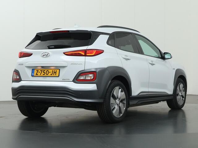 Hyundai Kona EV Fashion 64 kWh | SOH 95% | Warmtepomp | Parkeercamera | Krell Audio | Cruise Control Adaptief | Parkeercamera |