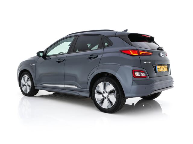 Hyundai Kona EV Premium 64 kWh ( Fase-3 ) { SOH-96%) Aut.* HEAT-PUMP | NAVI-FULLMAP | KEYLESS | CAMERA | DAB | ECC | PDC | ADAPTIVE-CRUISE | CCS-FASTLOADER | LANE-ASSIST | HEATED-COMFORTSEATS | 17''ALU*