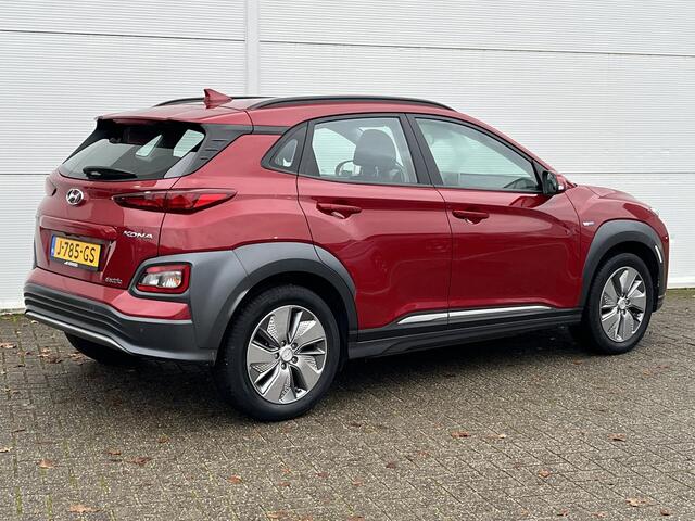 Hyundai Kona EV Comfort 39 kWh / airco (automatisch) / Apple Carplay/Android Auto / rijstrooksensor met correctie /