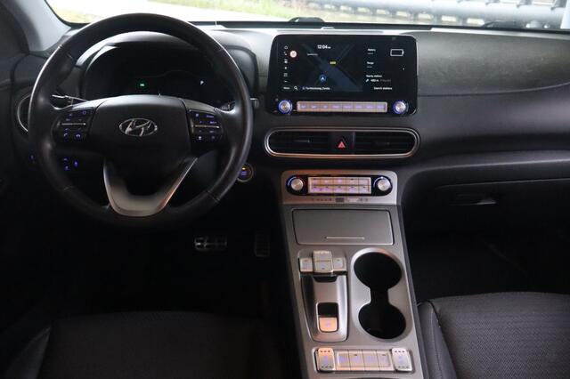 Hyundai Kona EV Premium 64 kWh | Geen import | Hoge instap | Stoel verwarming