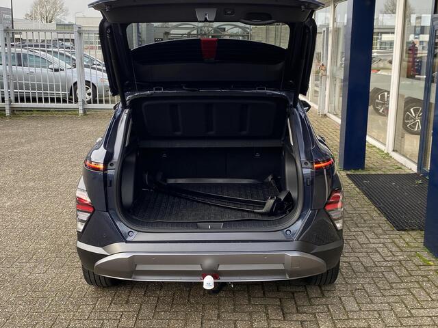 Hyundai Kona 1.6 GDI HEV Comfort Smart / Automaat / NL-Auto / 1-Ste Eigenaar / 18.000 Km / Fabrieksgarantie / Keyless / Digitaal Dashboard / LED / DAB / Apple-Carplay&Android-Auto / Navi / Camera / Stuur+Stoelverwarming / Adaptieve Cruise-Control / Lane-Assist / E-Ach