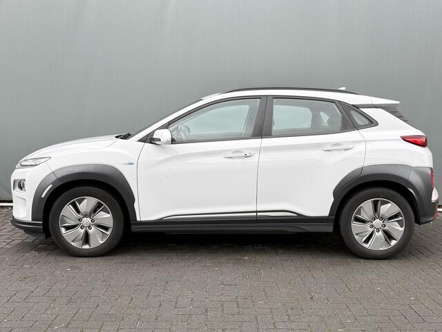 Hyundai Kona BWJ 2020 EV Comfort 64 kWh 204 PK AUTOMAAT | ADAPTIVE CRUISE | NAVI | CLIMA | CARPLAY & ANDROID | DAB+ | CAMERA | LANE-ASSIST | PDC | LMV | LED