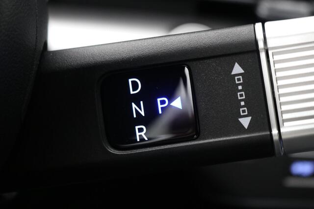 Hyundai Kona 1.6 GDI HEV Premium / ¤ 3.000,- Voordeel Op Nieuwprijs / Rijklaarprijs / Direct Leverbaar /Modeljaar 2026 / Navigatie / 18" LMV / Adaptieve Cruise Control / Parkeersensoren voor en achter / Stoelverkoeling / Stuurverwarming /