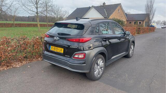 Hyundai Kona EV Comfort 64 kWh CLIMA/NAVI BJ 2020