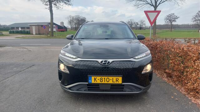 Hyundai Kona EV Comfort 64 kWh CLIMA/NAVI BJ 2020
