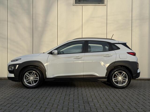 Hyundai Kona 1.0T Essence / 1e eig / Dealeronderhouden / Navigatie / Trekhaak / Cruise Control / Climate Control /