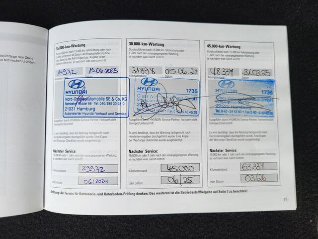 Hyundai Kona EV Comfort 64 kWh / 3 Fasen Laden /CCS Snelladen / WLTP bereik 484 km / Dealer onderhouden / Apple Carplay / Android Auto / Camera / Kreil audio / DAB / Stuur-, en voorstoelverwarming