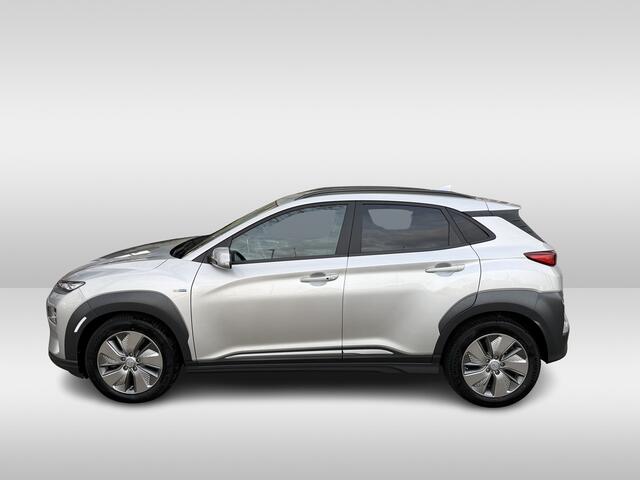 Hyundai Kona EV Fashion 64 kWh | SOH 100 % | Apple carplay/android auto | 17 inch velgen | keyless entry | achteruitrij camera |