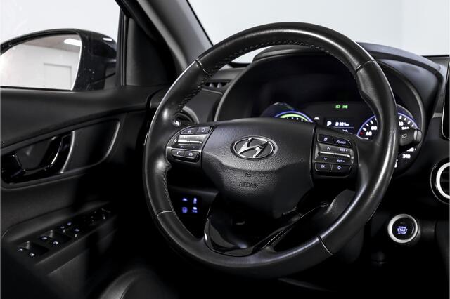 Hyundai Kona 1.6 GDI HEV Comfort - Automaat | Cruise | PDC | Camera | NAV + App. Connect | ECC | Afn. Trekhaak | DAB | LM 16" |