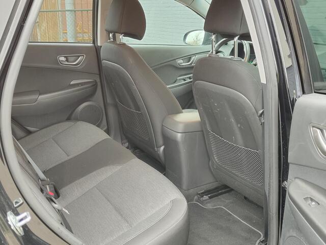 Hyundai Kona EV 64kWh SOH 100% Warmtepomp Adap.Cruise Apple Carplay Android Auto Navi Camera Pdc Fashion Privacy Glas Blind Spot Lane Assist Origineel Nederlandse Auto