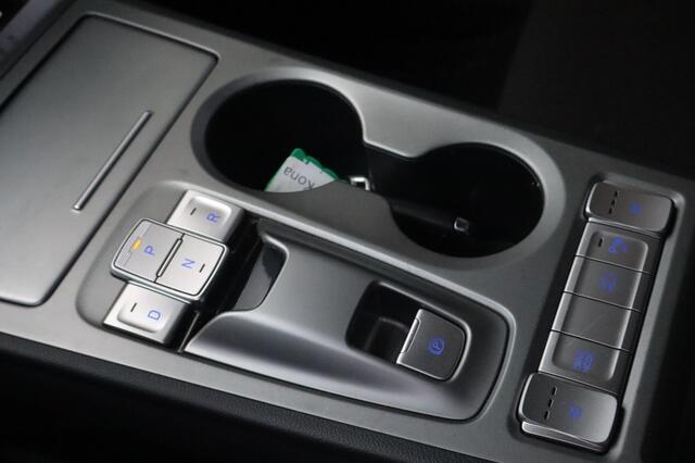 Hyundai Kona EV Fashion 64 kWh. | Geen import | Schuifdak | Stoelverwarming |