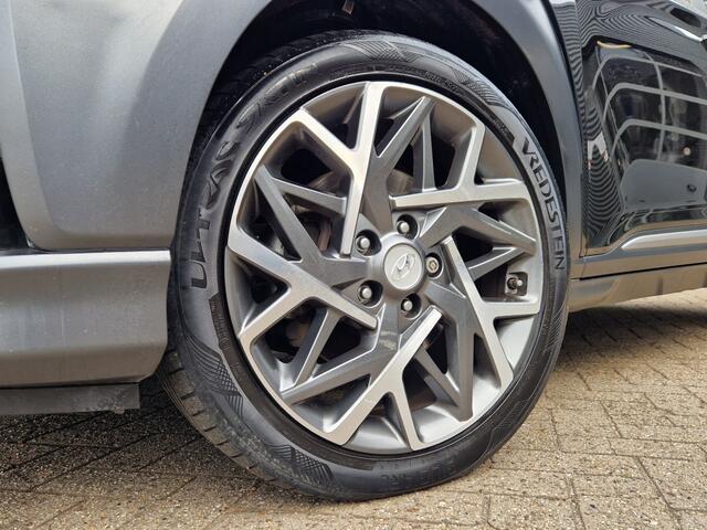 Hyundai Kona 1.6 GDI HEV Premium Automaat / Adapt. cr. control / Leder / Carp