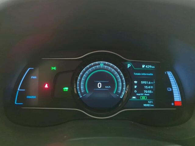 Hyundai Kona EV Comfort 64 kWh Airco Navi Carplay PDC VA+ Camera Full LED Cruise Control Lane Assist Digital Dashboard