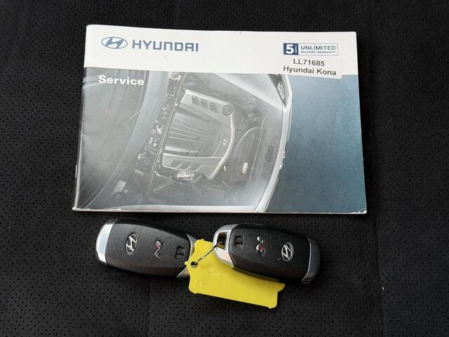 Hyundai Kona 2.0 T-GDI N Performance 280pk DCT8 / Fabrieksgarantie tot 04/2027 / Schuifdak / Dealer Onderhouden / Trekhaak / Limited Slip Diff / Adaptieve Cruise / Adaptieve Onderstel / Stoel & Stuurwielverwarming / Elektr. Stoelen / Stoelventilatie / Navigatie / Came