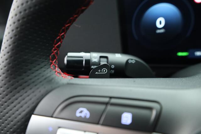 Hyundai Kona Electric N Line 65.4 kWh | Navi | Adapt. Cruise | Stoel- Stuurverw | Keyless | Camera | Elek. Achterklep v