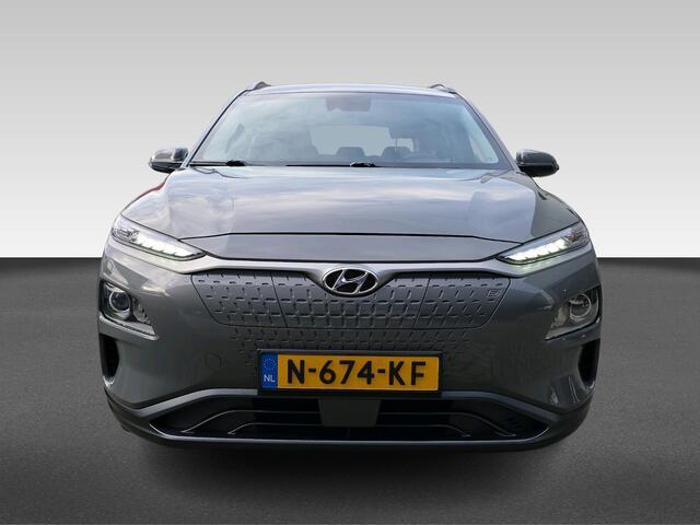 Hyundai Kona EV Comfort Smart 39 kWh | Automaat | Stoelverwarming | Achteruitrijcamera | Navigatie |