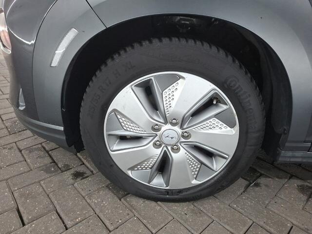 Hyundai Kona EV Fashion 64 kWh 2e-Eig. & Keurig-Onderh. BOVAG-Garantie. NL-Auto.